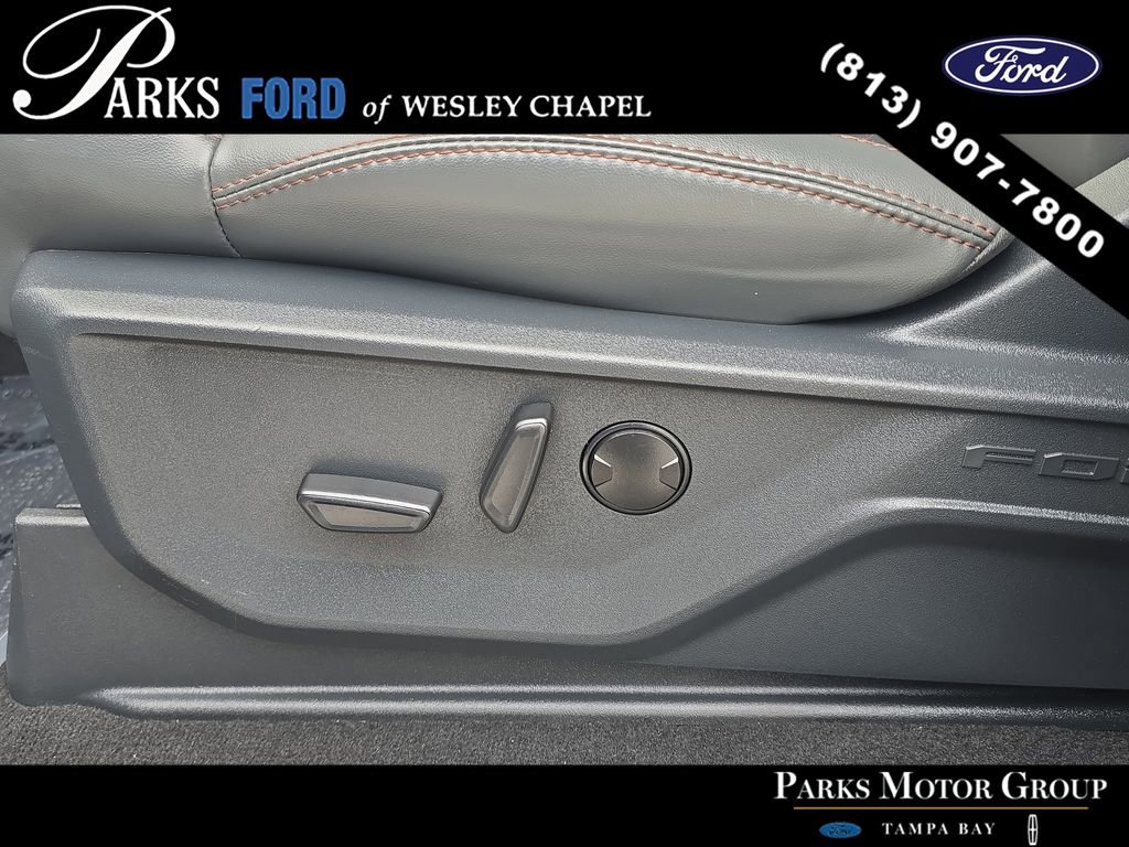 Certified 2025 Ford Expedition Active image 21