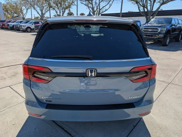 Used 2023 Honda Odyssey Sport image 3