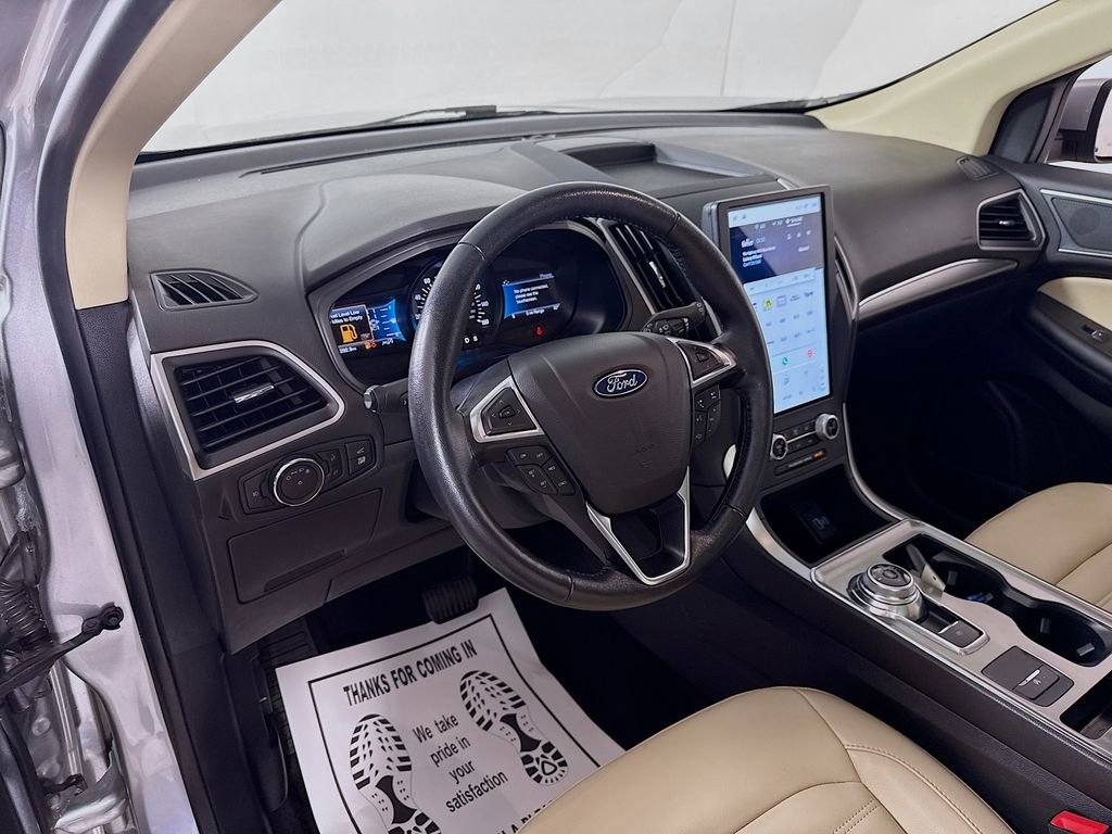 Certified 2022 Ford Edge SEL w/ Convenience Package AWD/4WD image 13