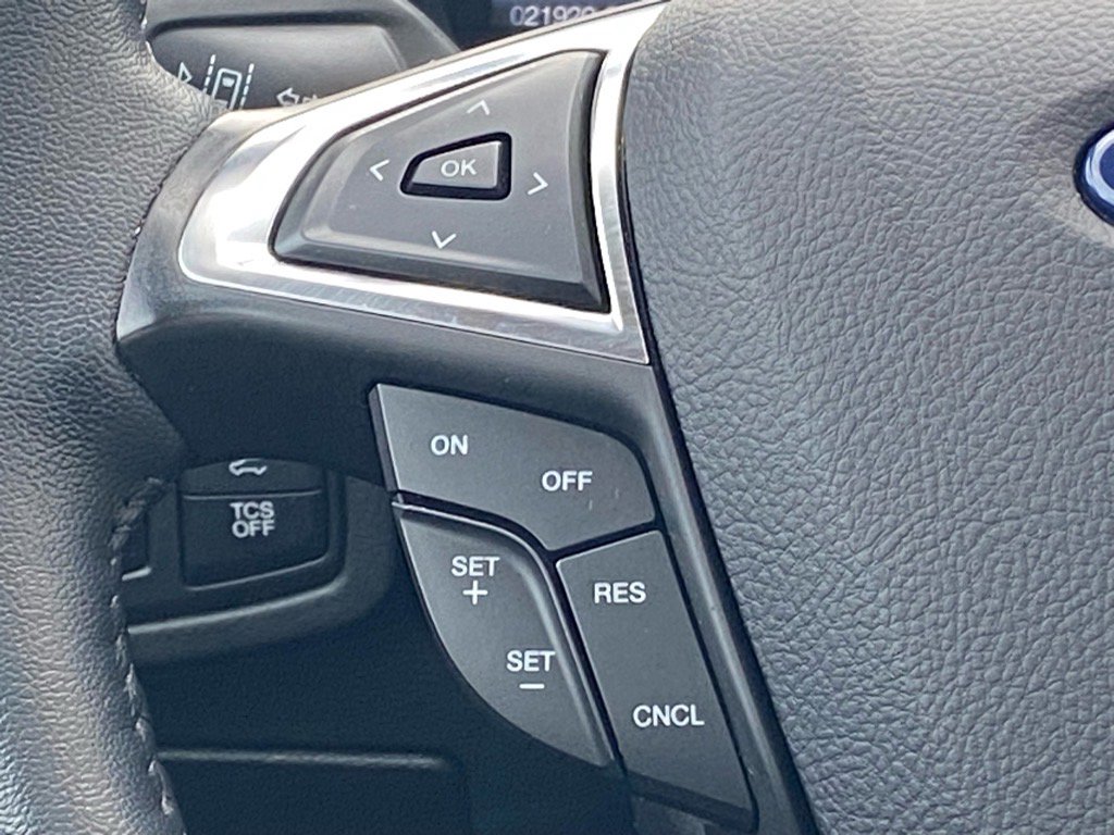 Certified 2024 Ford Edge SEL w/ Convenience Package image 8