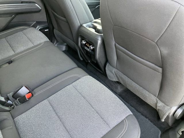 Used 2025 GMC Acadia Elevation image 19