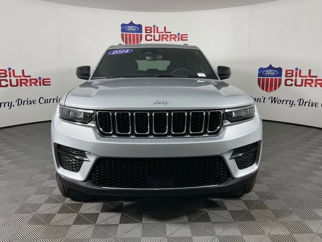 Used 2024 Jeep Grand Cherokee Laredo X w/ Luxury Tech Group I image 8