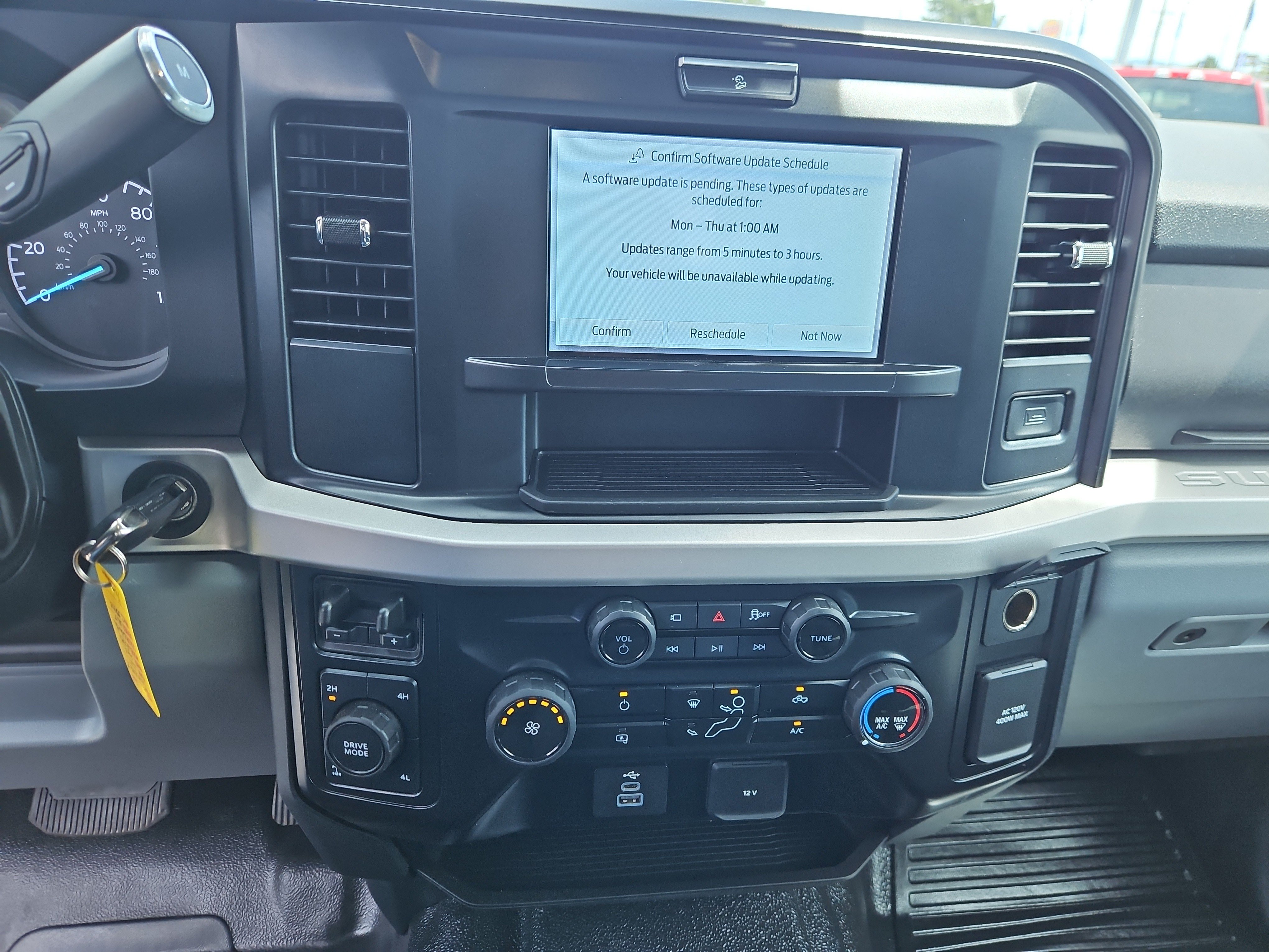 Certified 2025 Ford F350 XLT w/ 360-Degree Camera Package AWD/4WD image 13