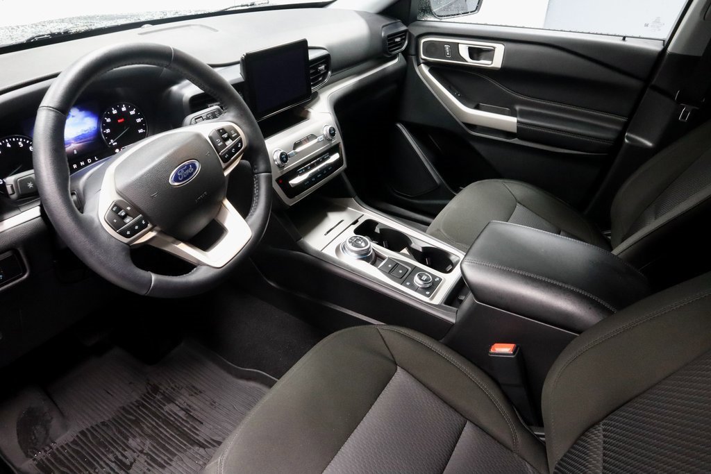 Certified 2023 Ford Explorer XLT image 23