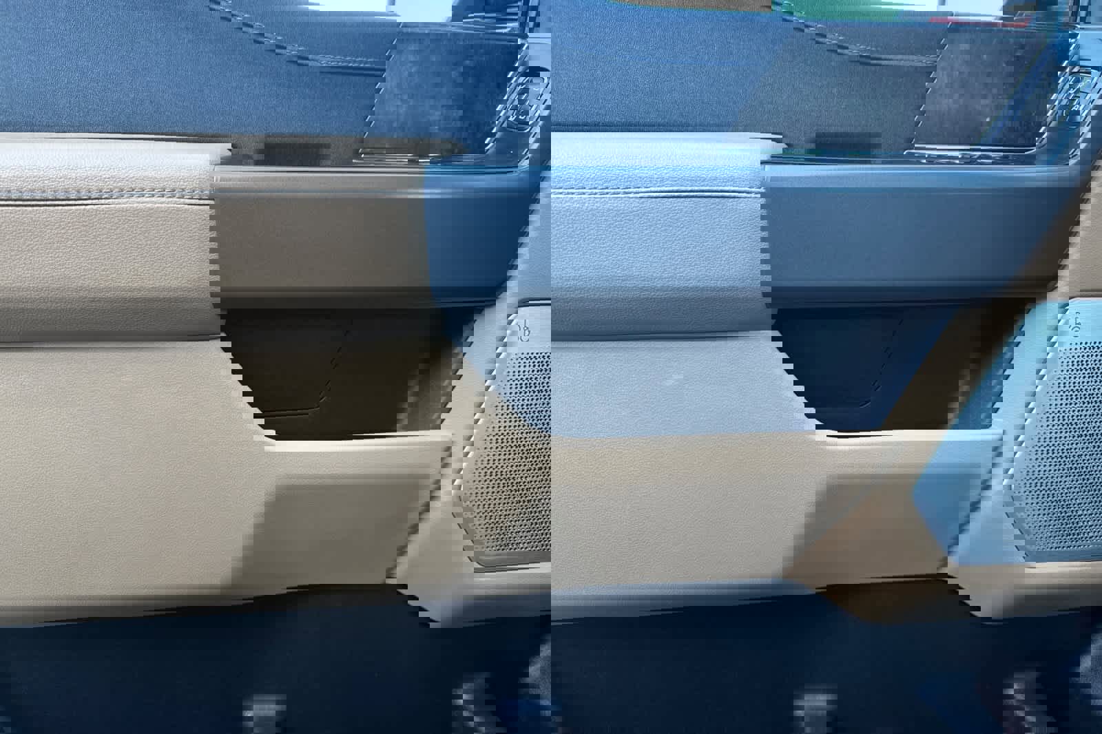 Certified 2021 Ford F150 Lariat w/ Equipment Group 502A High image 12