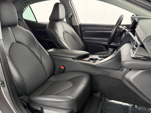 Used 2023 Toyota Camry SE image 20