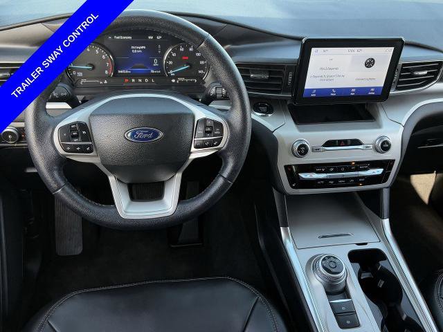 Certified 2022 Ford Explorer XLT w/ Equipment Group 202A image 14