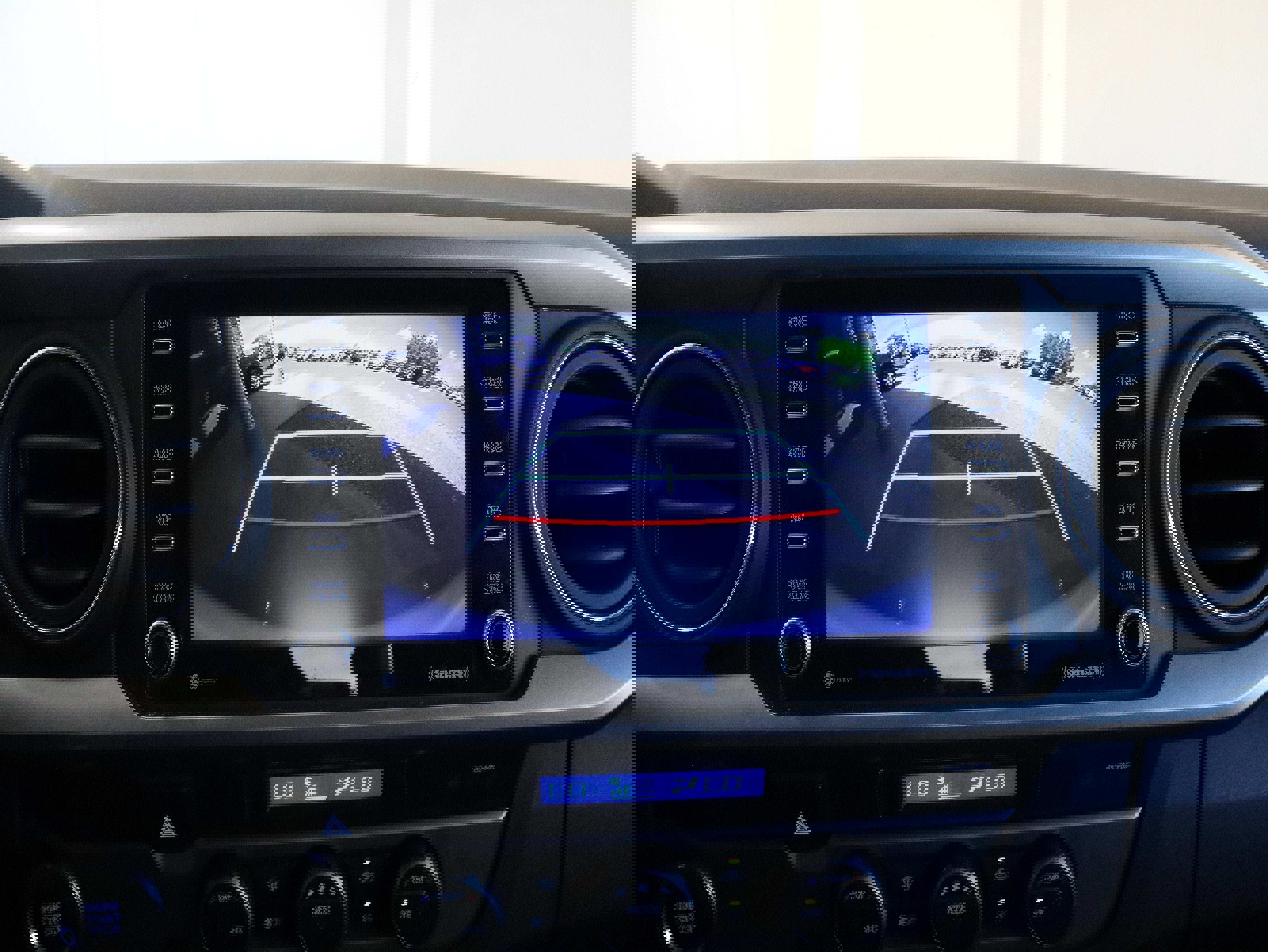 Used 2023 Toyota Tacoma SR5 RWD image 30