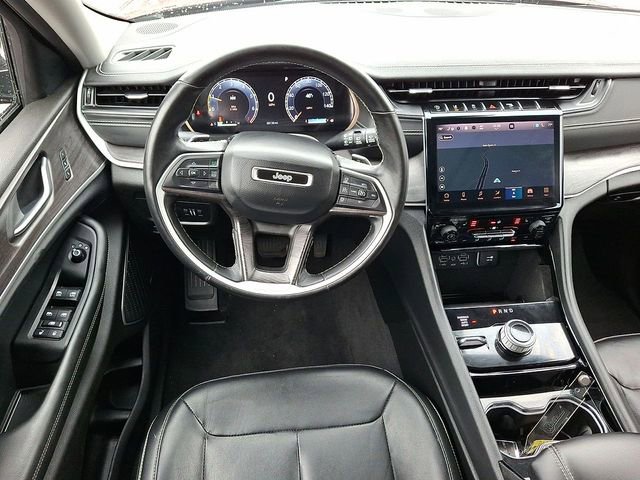 Used 2022 Jeep Grand Cherokee L Limited AWD/4WD image 21