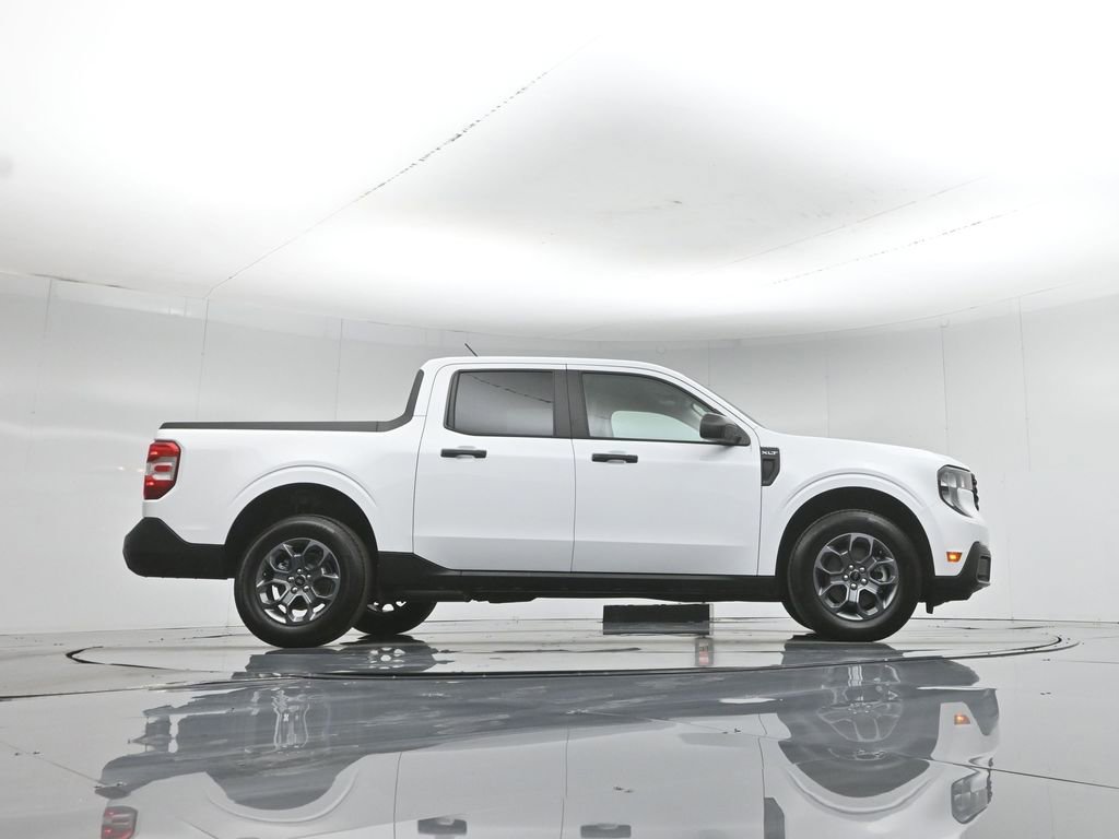 Certified 2025 Ford Maverick XLT w/ 4K Tow Package AWD/4WD image 48