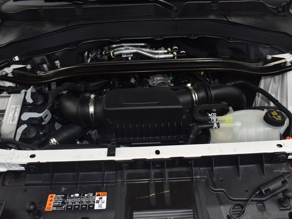 Certified 2025 Ford Explorer ST image 18