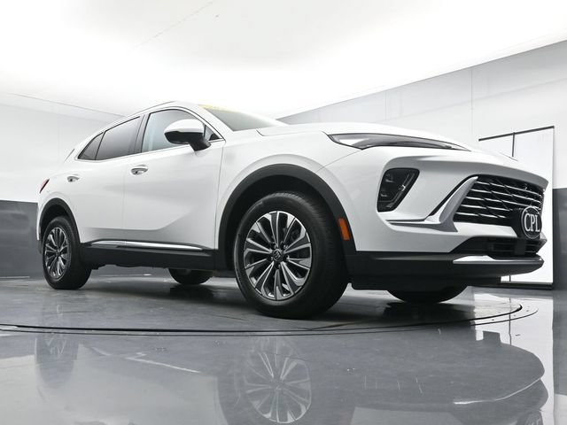 Used 2025 Buick Envision Preferred AWD/4WD image 26