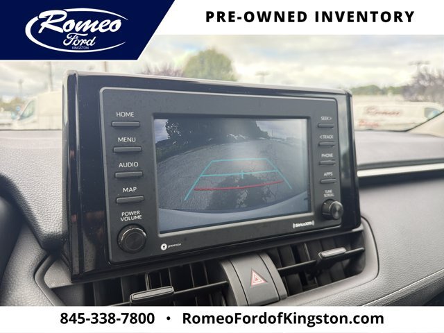Used 2022 Toyota RAV4 LE AWD/4WD image 19