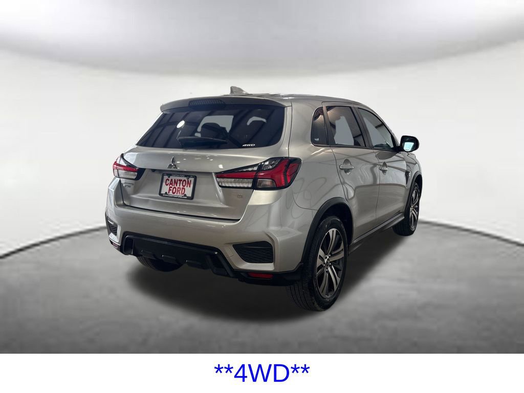 Used 2025 Mitsubishi Outlander Sport SE AWD/4WD image 5