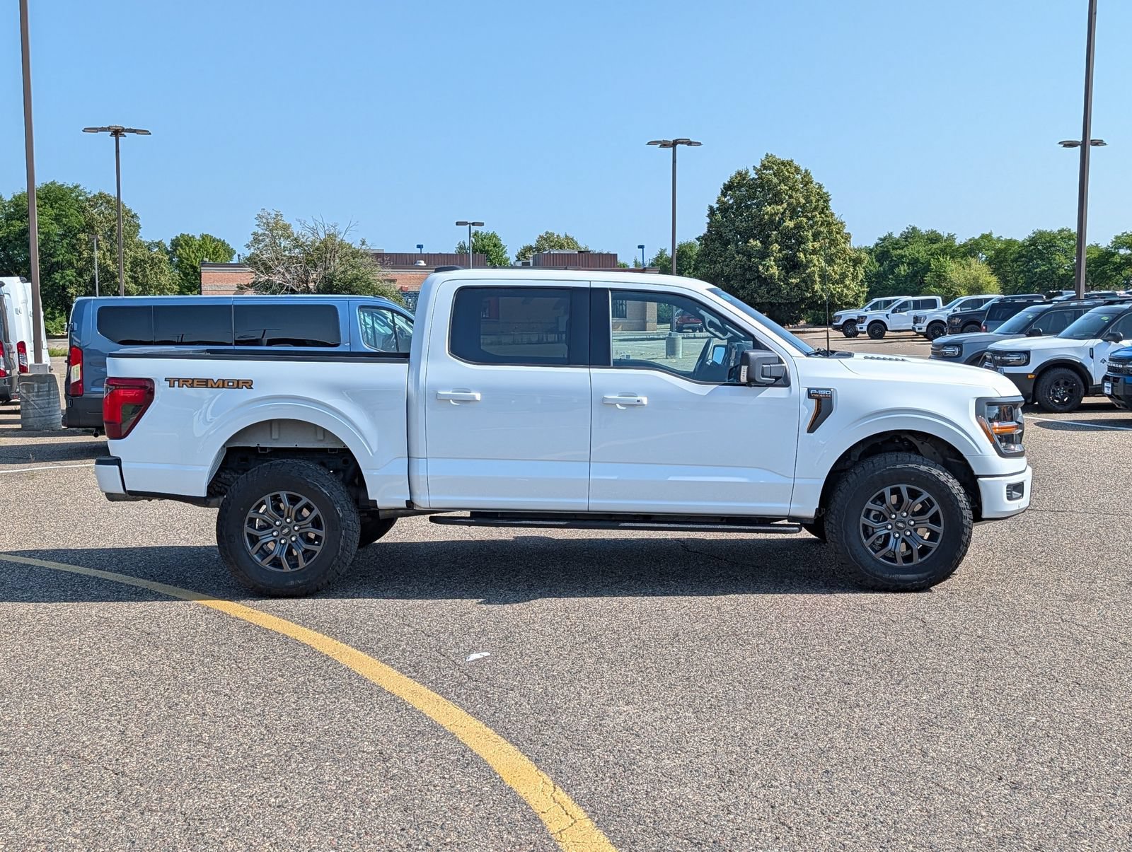 Certified 2025 Ford F150 Tremor AWD/4WD image 9