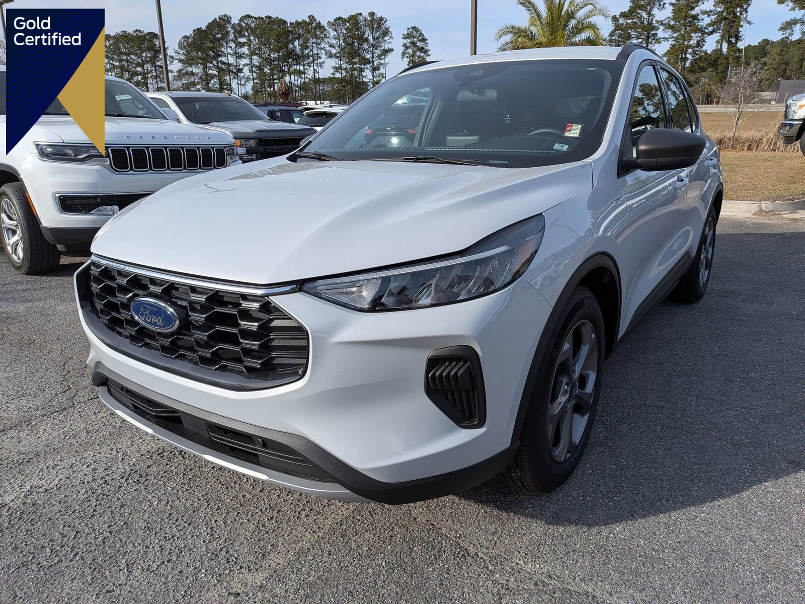 Certified 2025 Ford Escape ST-Line w/ Equipment Group 301A image 1