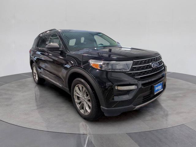Certified 2022 Ford Explorer XLT w/ Equipment Group 202A AWD/4WD image 9