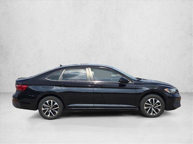 Used 2022 Volkswagen Jetta S FWD image 4