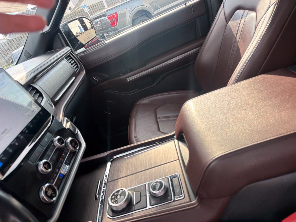 Certified 2022 Ford Expedition Limited AWD/4WD image 31