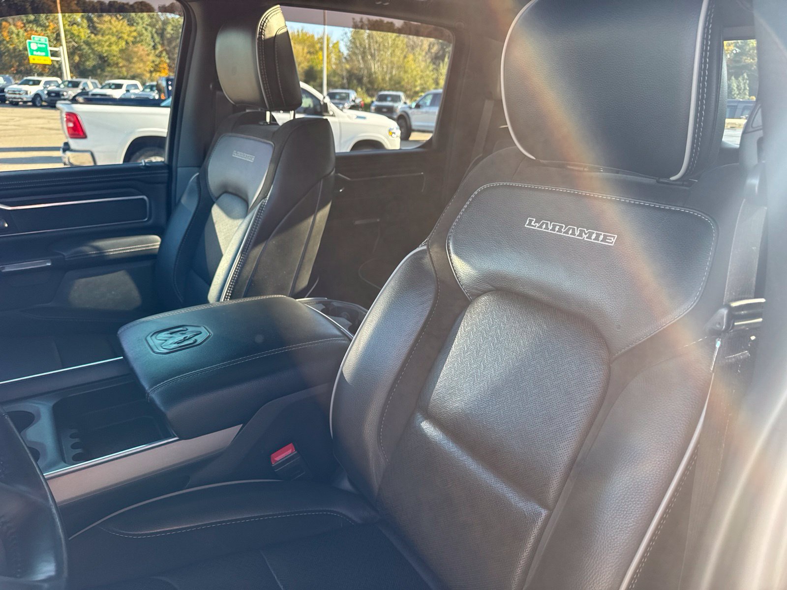 Used 2023 RAM 1500 Laramie AWD/4WD image 25