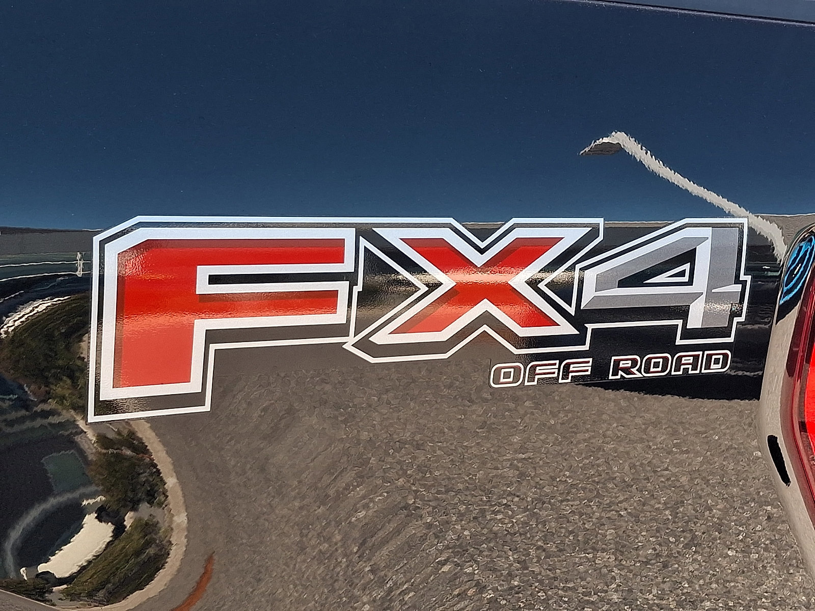 Certified 2022 Ford F150 Lariat image 34