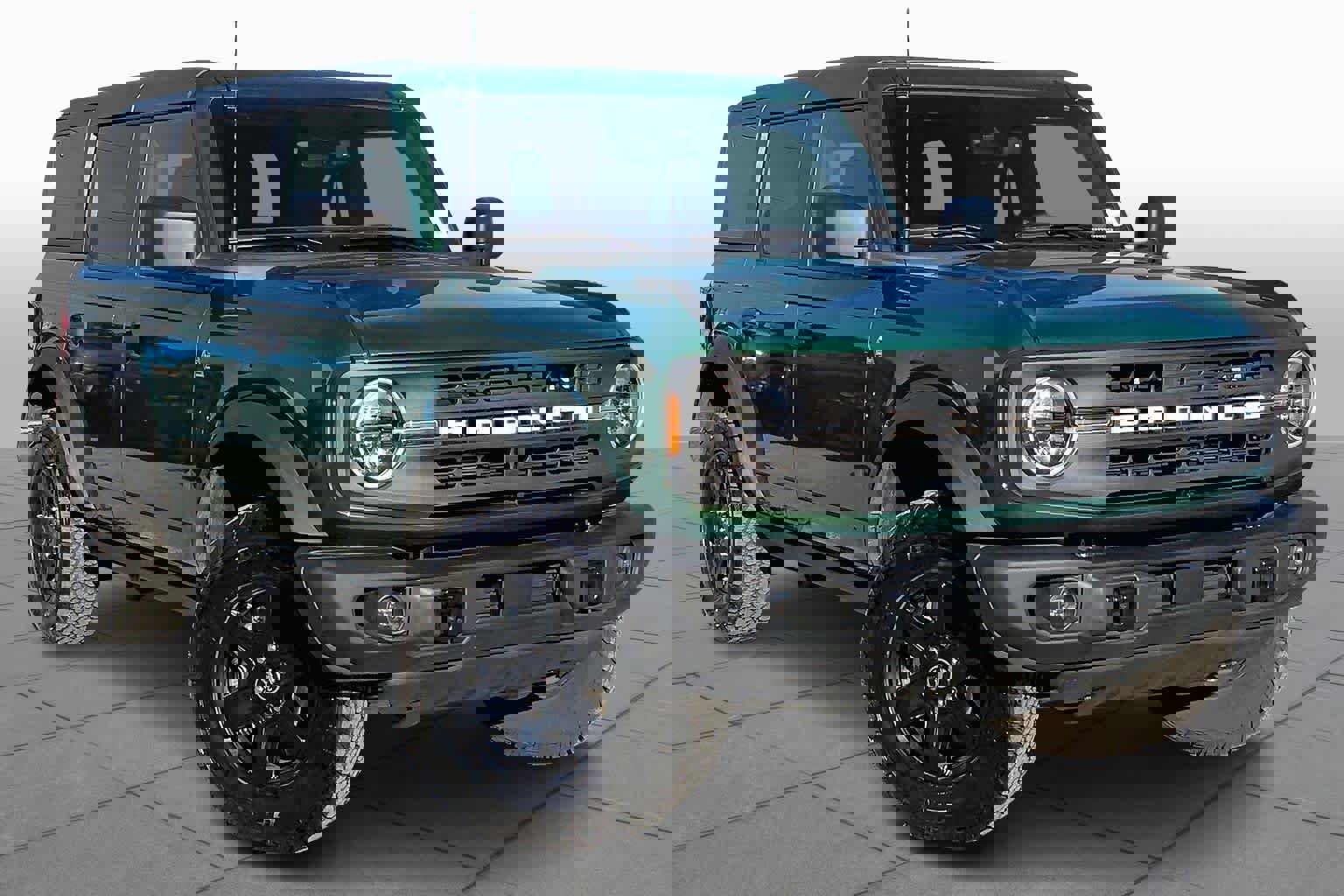 Certified 2024 Ford Bronco Black Diamond image 2