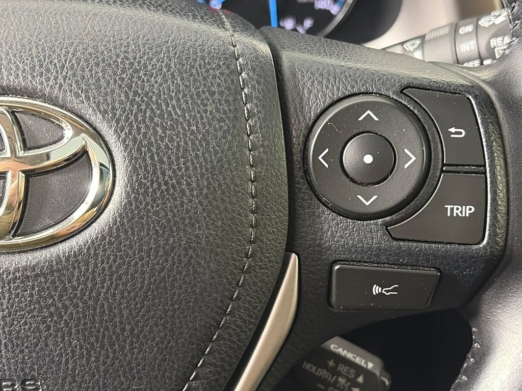 Used 2017 Toyota RAV4 Limited w/ Advanced Technology Package AWD/4WD image 18