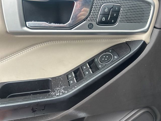 Certified 2020 Ford Explorer Platinum image 17