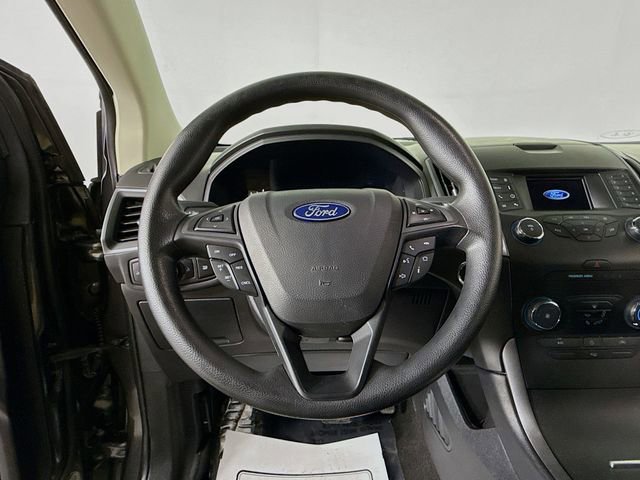 Certified 2019 Ford Edge SE image 11