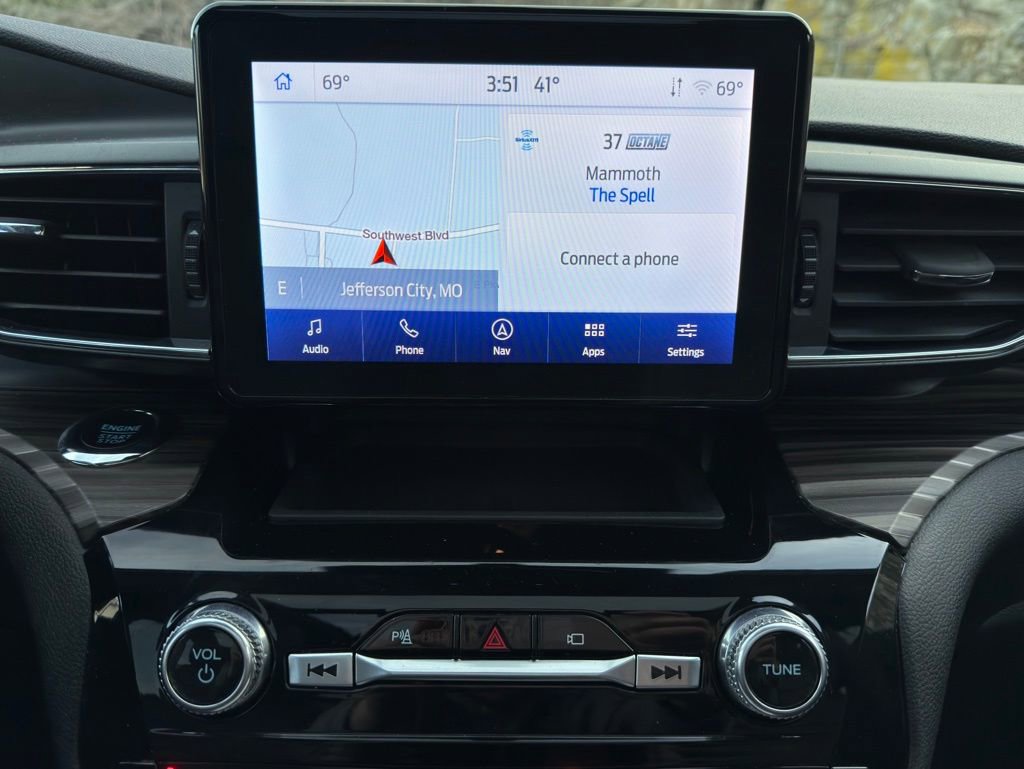 Certified 2023 Ford Explorer Limited w/ Equipment Group 301A image 18