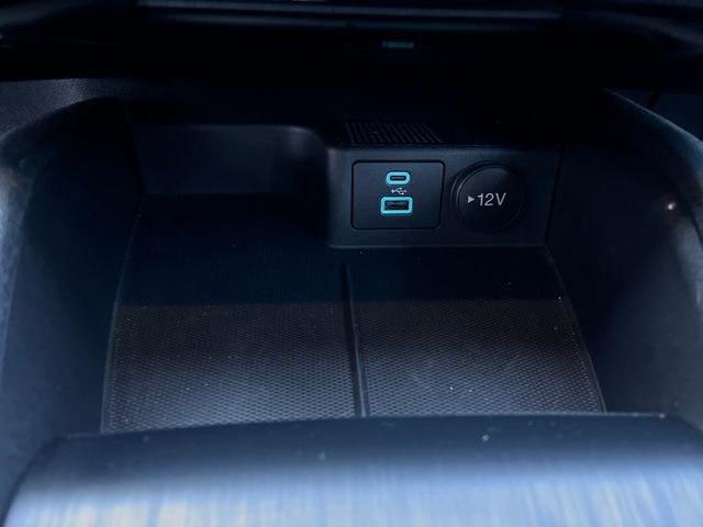Certified 2023 Ford Escape ST-Line w/ Tech Pack #1 FWD image 33