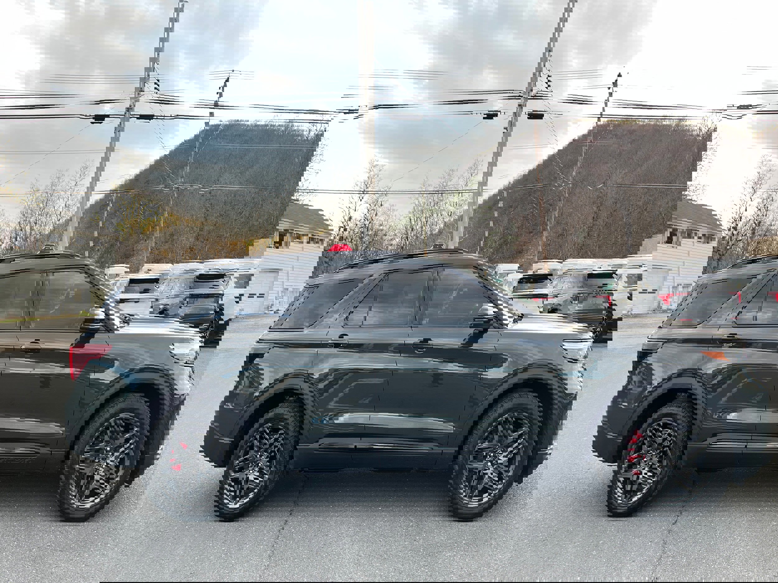 Certified 2023 Ford Explorer ST w/ Equipment Group 401A image 5