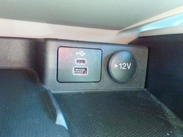 Certified 2024 Ford Escape SE w/ PHEV Premium Package FWD image 24