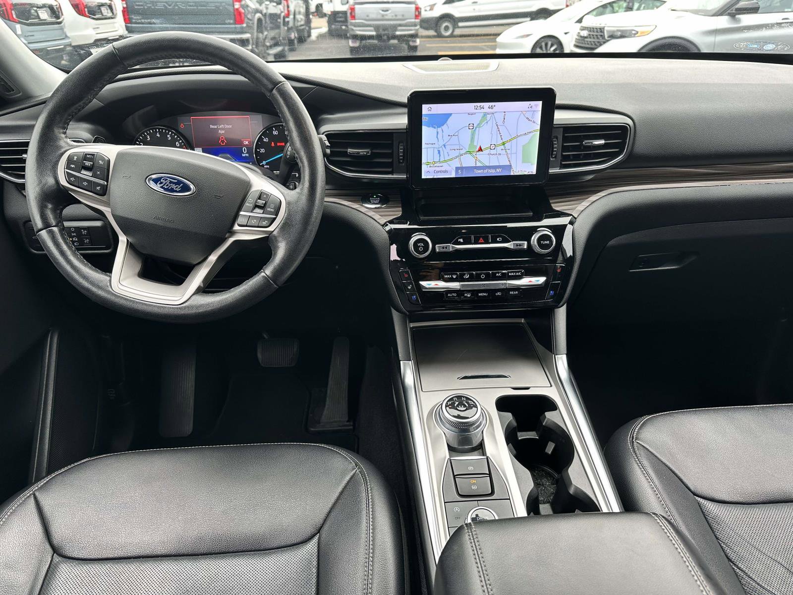 Certified 2021 Ford Explorer Limited w/ Equipment Group 301A image 18