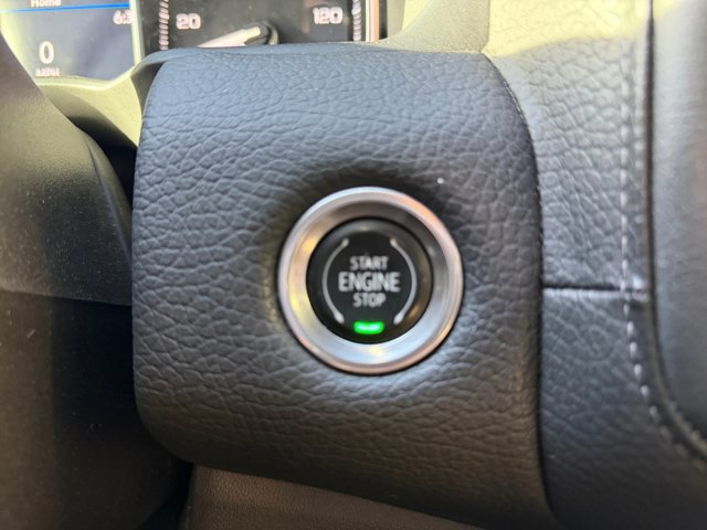 Used 2021 GMC Yukon XL Denali w/ Denali Ultimate Package AWD/4WD image 31