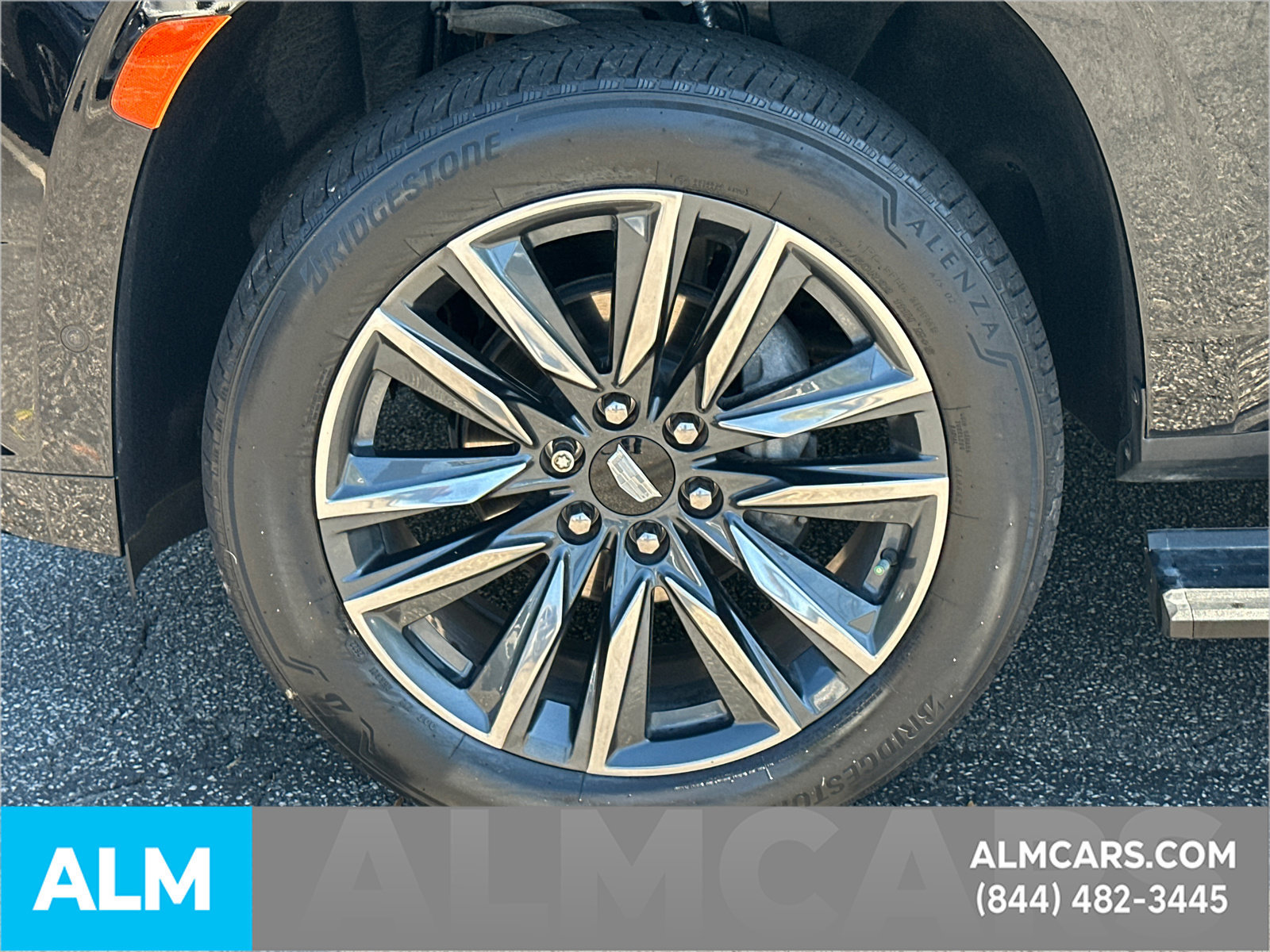 Used 2023 Cadillac Escalade ESV Sport Platinum AWD/4WD image 12