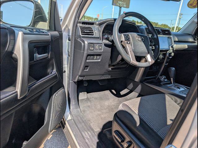 Used 2022 Toyota 4Runner SR5 image 5