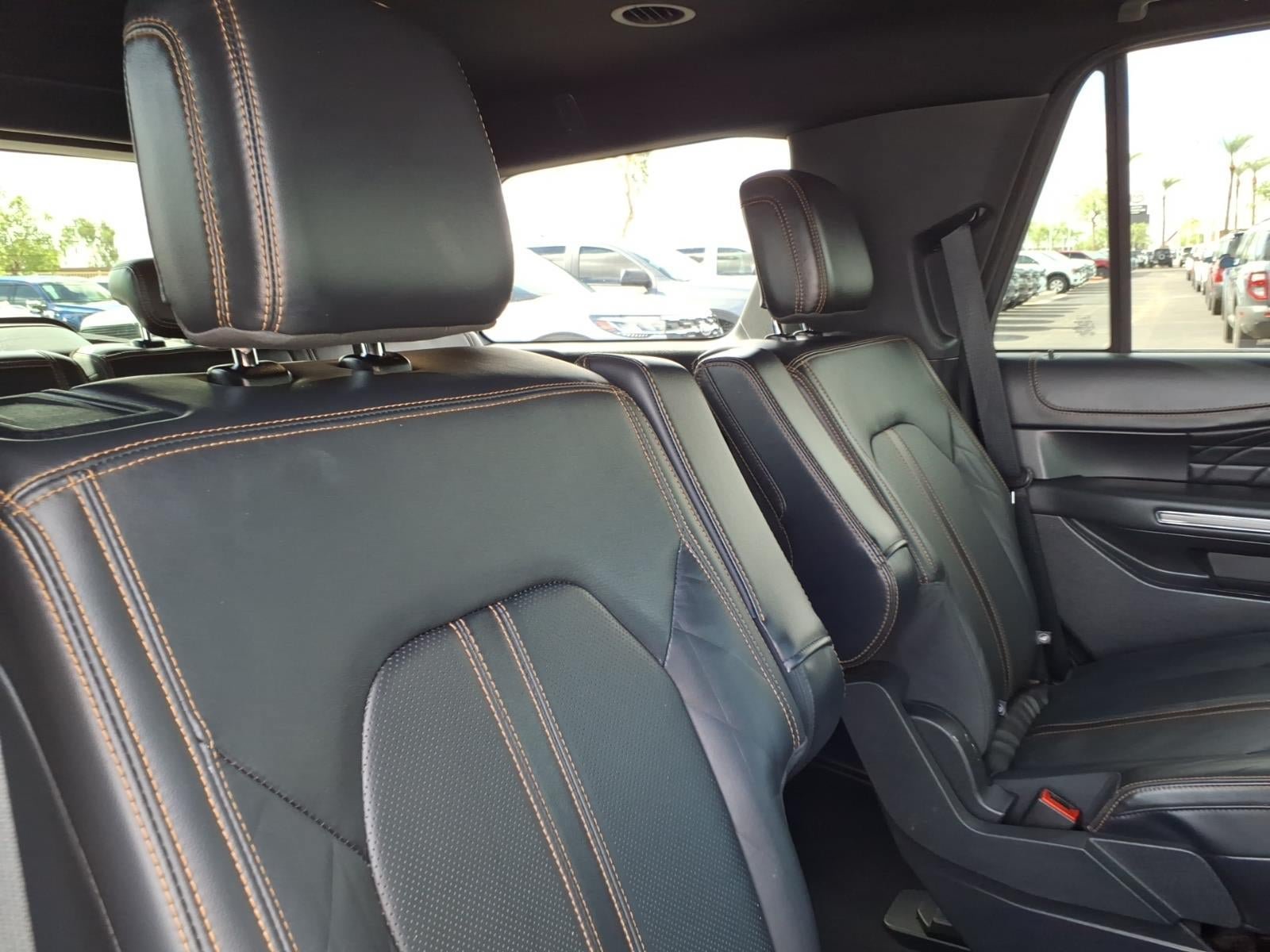 Certified 2024 Ford Expedition Platinum AWD/4WD image 15