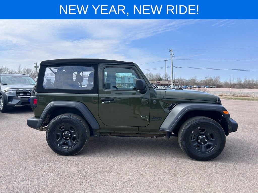 Used 2024 Jeep Wrangler Sport image 7