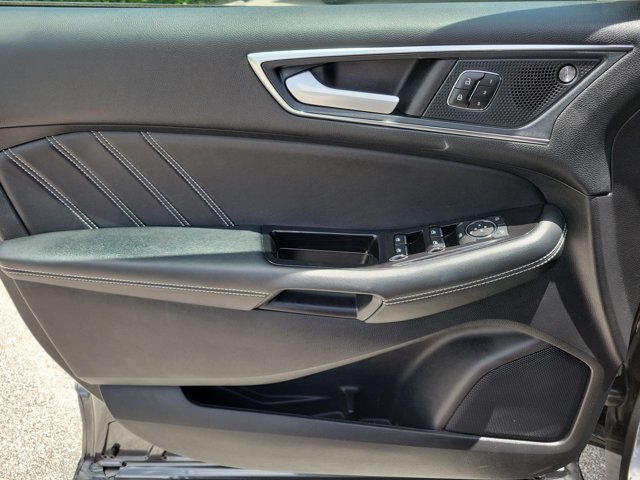 Certified 2020 Ford Edge ST w/ Cold Weather Package AWD/4WD image 20