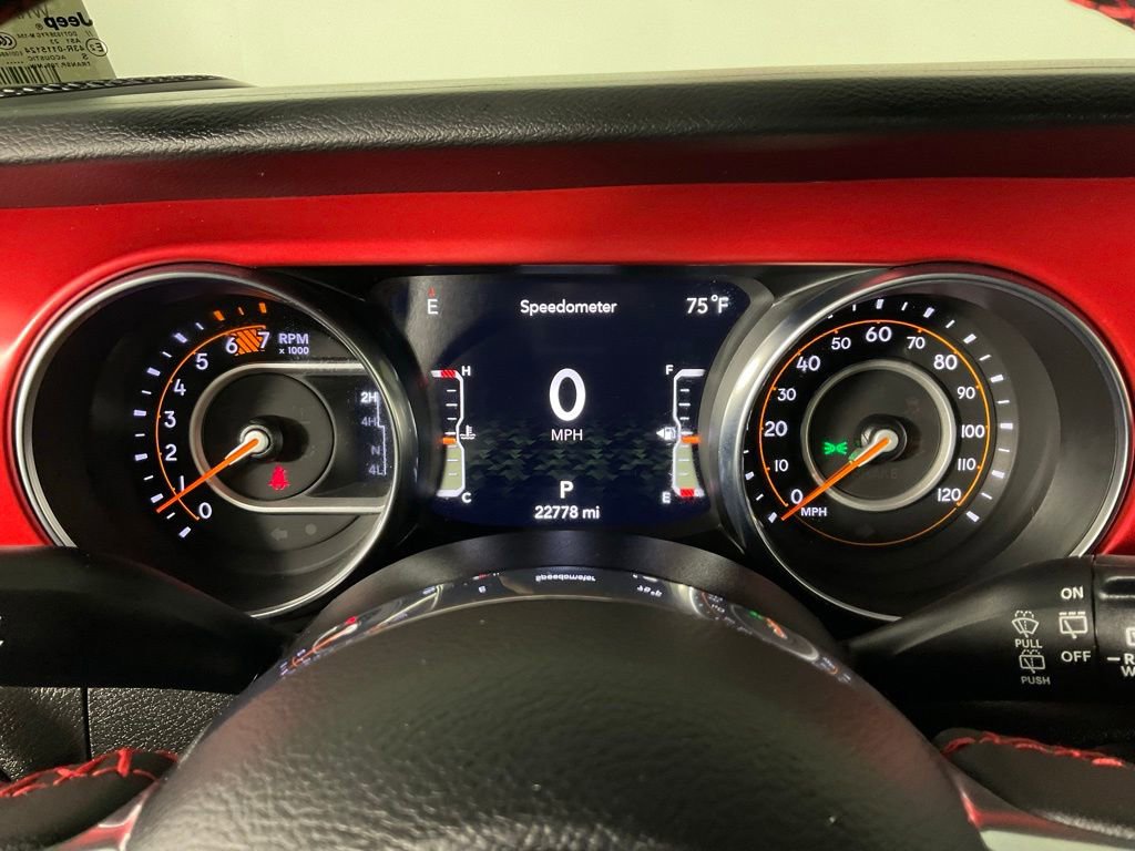 Used 2023 Jeep Wrangler Unlimited Rubicon AWD/4WD image 25