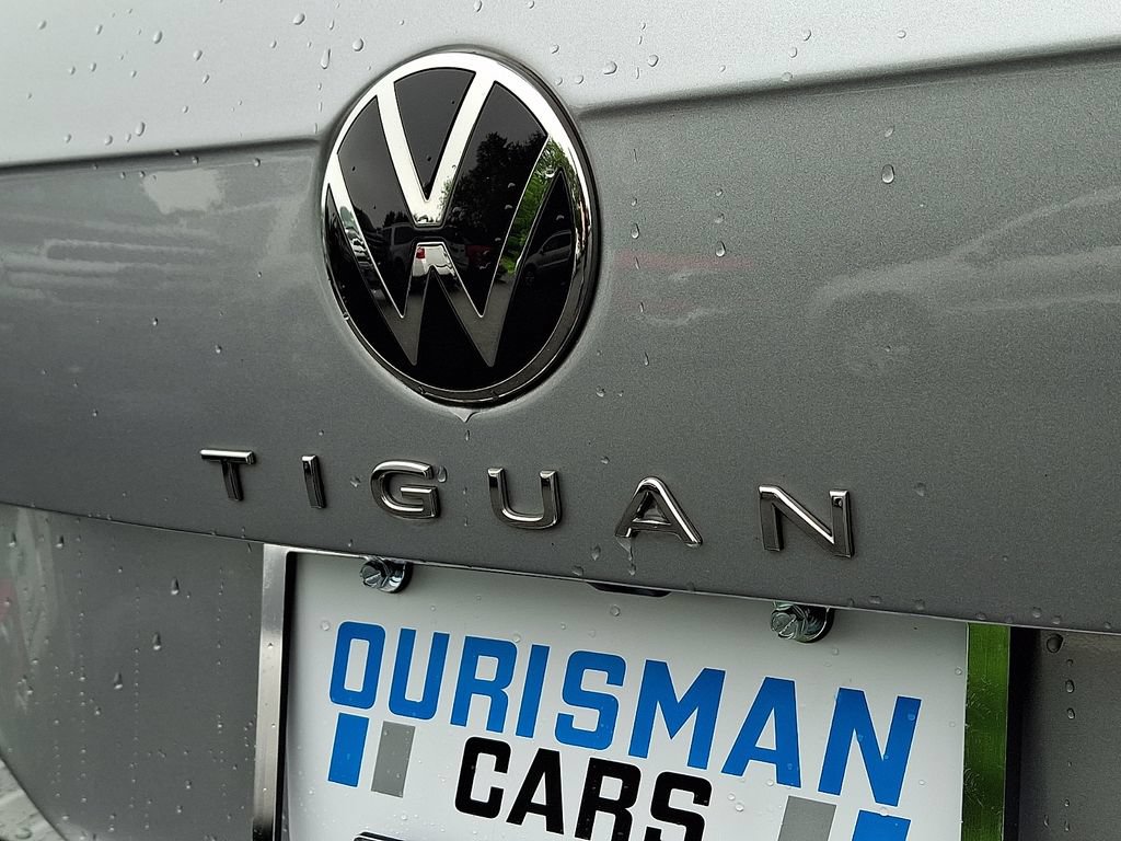 Used 2022 Volkswagen Tiguan SE AWD/4WD image 30