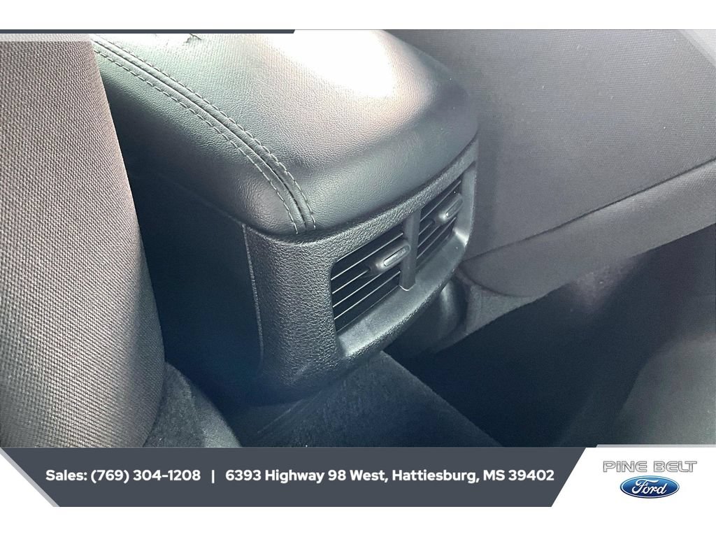 Used 2020 Dodge Challenger SXT w/ Blacktop Package RWD image 24