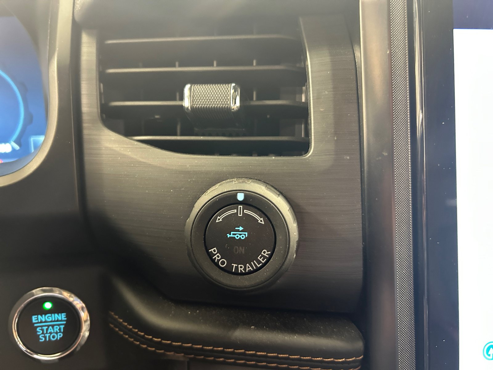 Certified 2023 Ford Expedition Max Platinum AWD/4WD image 19