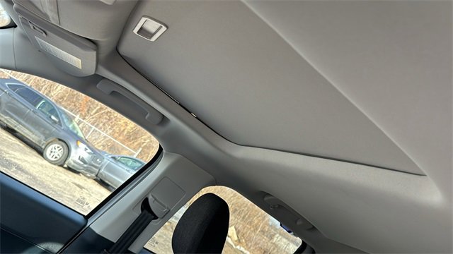 Certified 2025 Ford Maverick XLT w/ XLT Luxury Package image 8