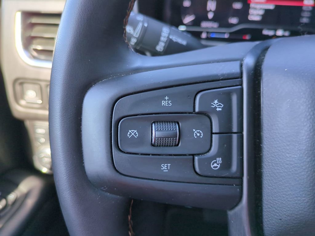 Used 2024 GMC Yukon XL AT4 w/ AT4 Premium Plus Package image 30