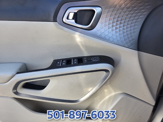 Used 2023 Kia Soul EX FWD image 26