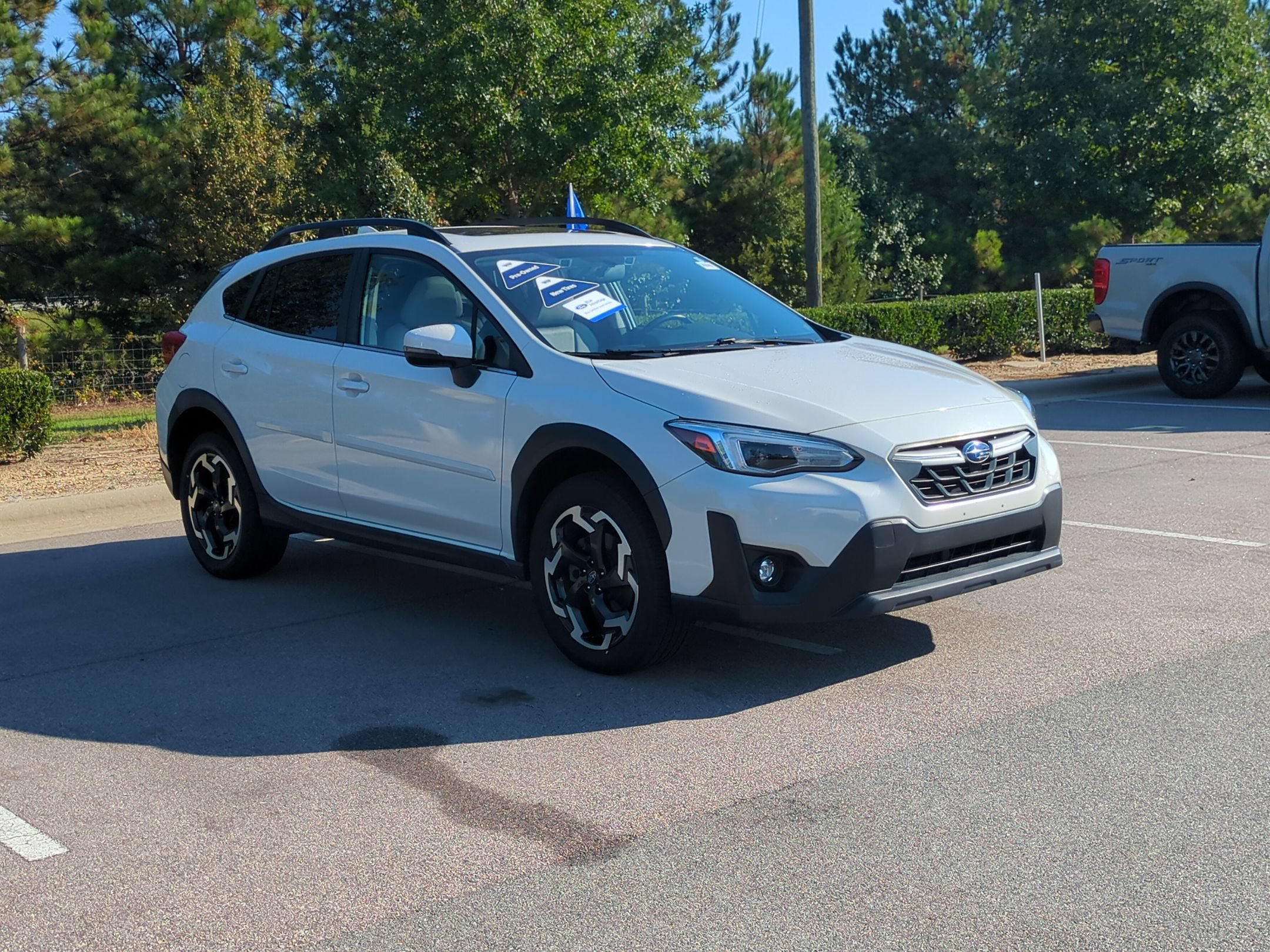 Used 2021 Subaru Crosstrek 2.5i Limited w/ Moonroof Package 1 AWD/4WD image 2
