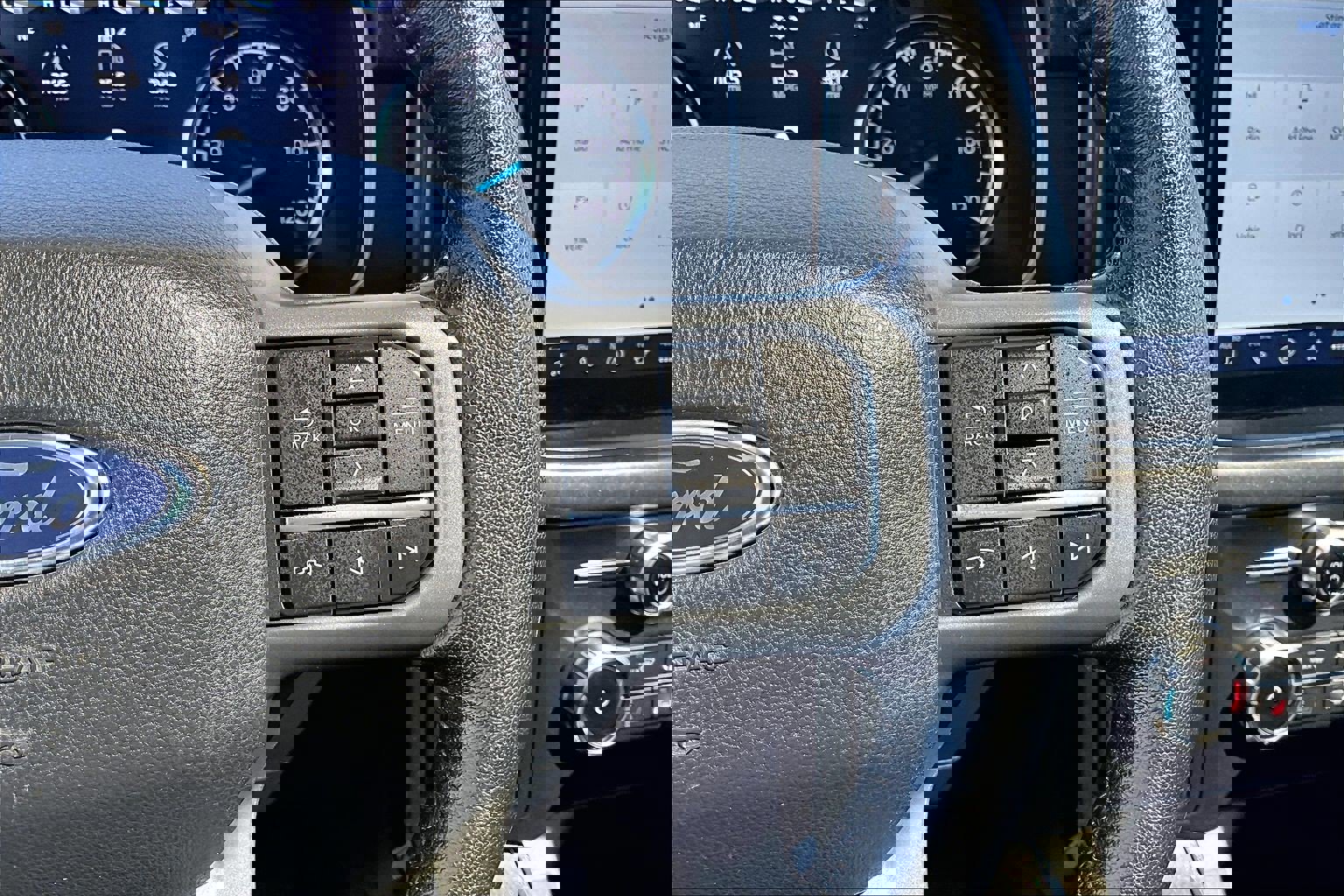 Certified 2022 Ford F150 XLT w/ Equipment Group 302A High image 20