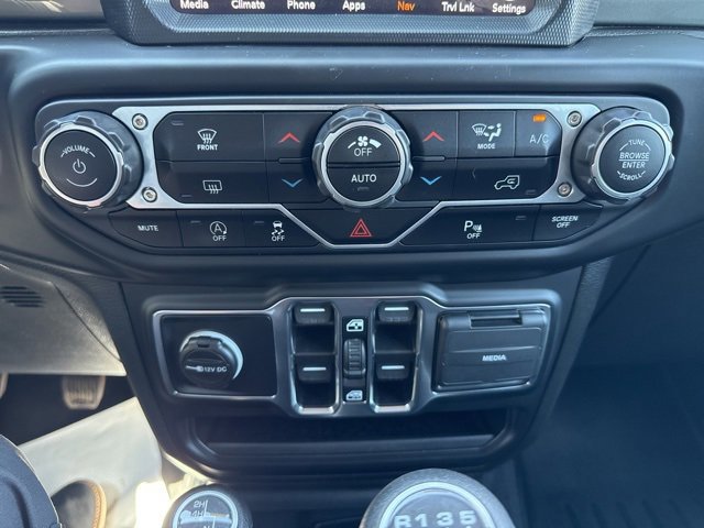 Used 2021 Jeep Wrangler Unlimited Sahara image 40